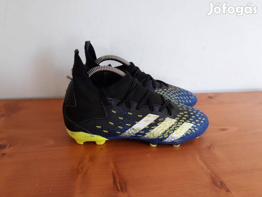 Adidas Predator 37 1/3 cipő stoplis focicipő 37-es