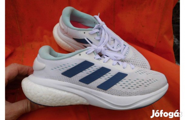 Adidas Supernova kék-fehér 38-as sport-utcai cipő eladó,