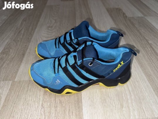 Adidas Terrex AX2R túracipő 38 2/3 -os