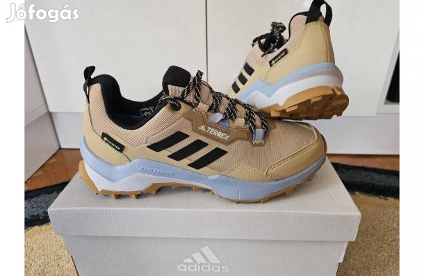 Adidas Terrex AX4 Gtx női 38,5-es sport túra cipő. Teljesen új, eredet