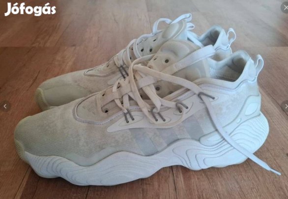 Adidas Trae Young 3 kosárlabda cipő 46