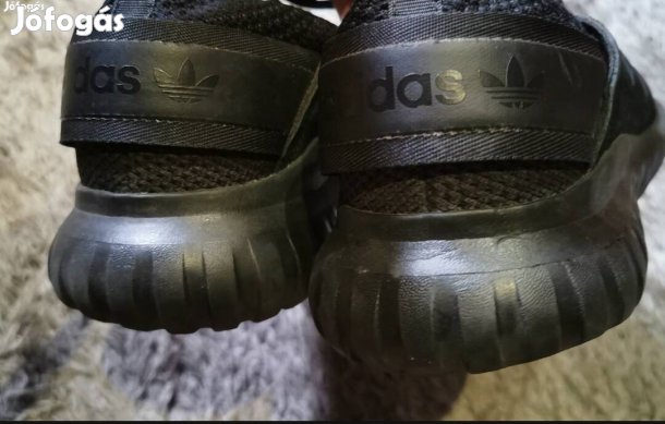 Adidas Tubular cipő 