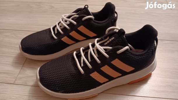 Adidas cipő 39 1/3