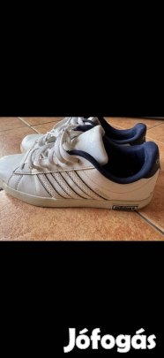 Adidas cipő eladó! 43- as !