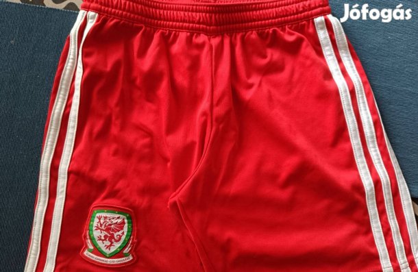 Adidas focis fiú nadrág
