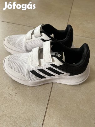 Adidas gyerekcipő 34-s méret