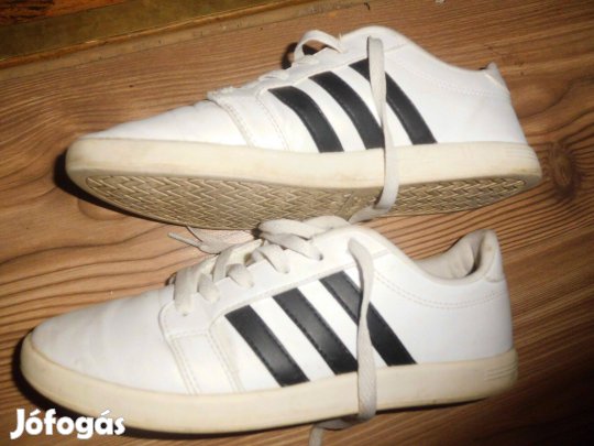 Adidas klassz fehér sportcipő - 38 2/3-os - olcsón eladó!