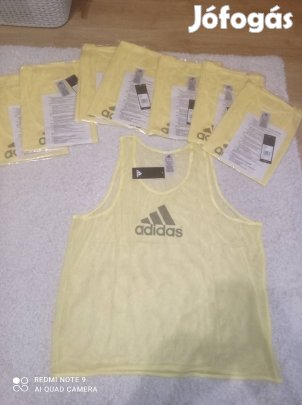 Adidas megkülönböztető trikó 