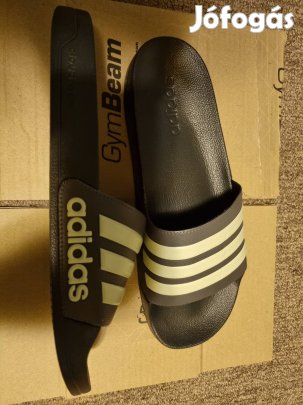 Adidas papucs