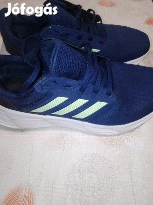 Adidas sportcipő 42-es