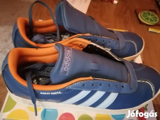 Adidas street cipő