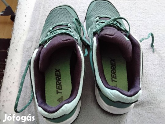 Adidas terrex cipő