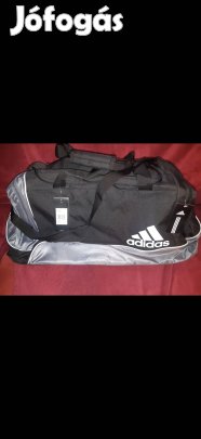 Adidas új nagy méretű sporttáska