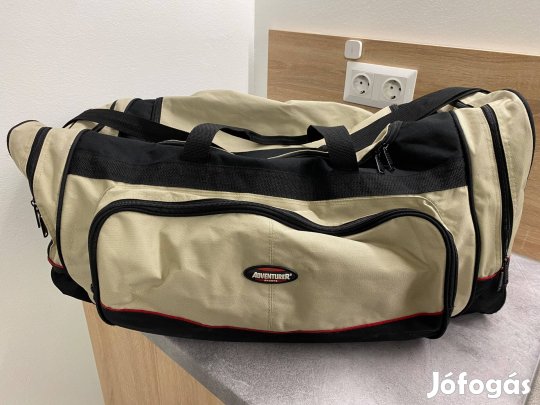 Adventurer utazótáska