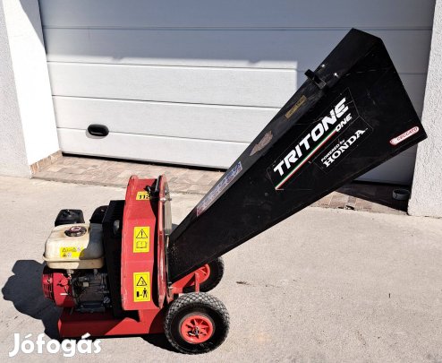 Ágaprító benzines