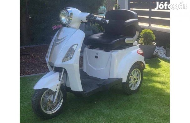 Agárdi MOPED rokkantkocsi elektromos moped házhozszállítással garancia