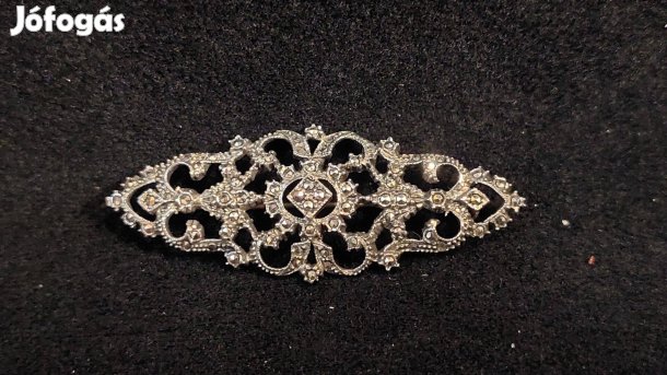 Agárfejes ezüst bross markazitokkal