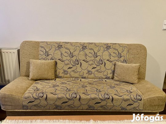 Ággyá alakítható kanapé