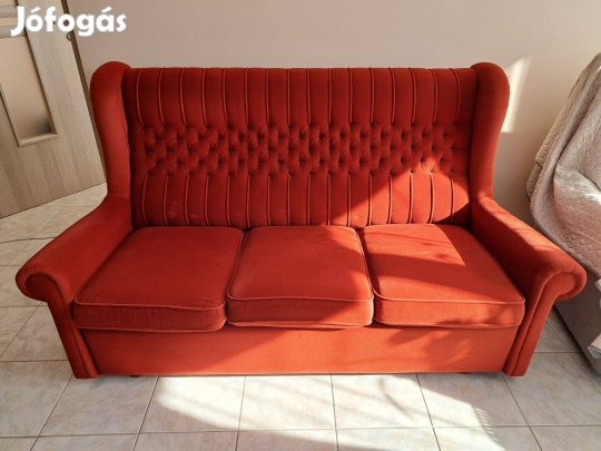 Ággyá alakítható kanapé