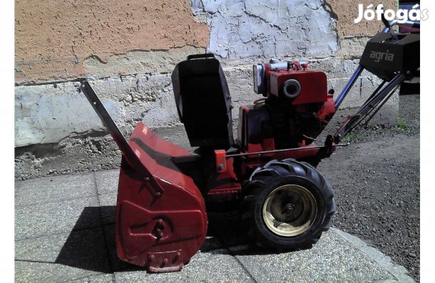 Agria 7200-8 Német, gyártmányú önjáró traktor több funkciós gép