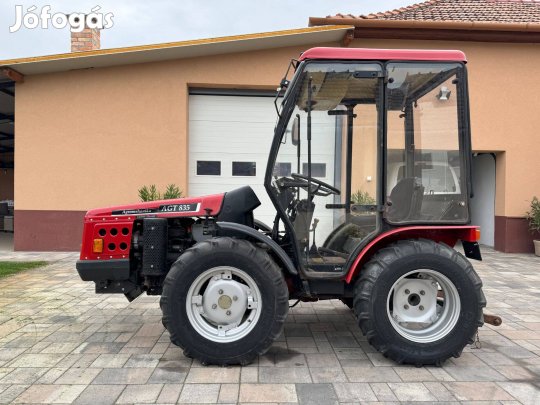 Agt 835 T traktor