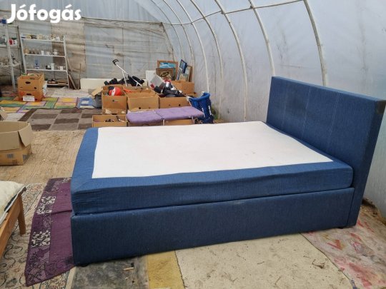 Ágy 140x200cmes matraccal, szállításban tudok segíteni