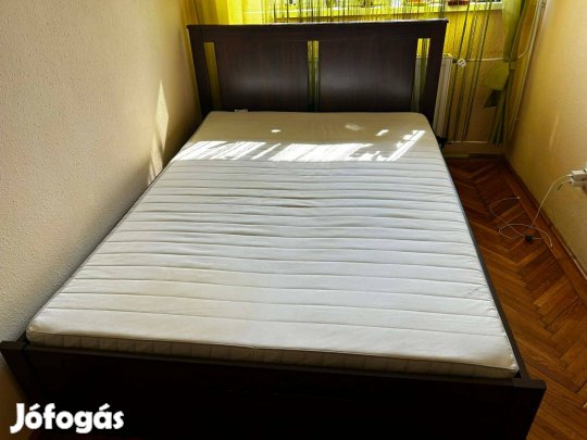 Ágy 160x200 Ágynemű tartóval