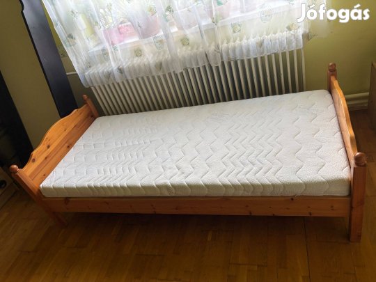 Ágy 90x200 natúr fenyő matraccal