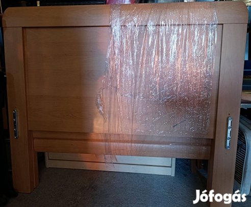 Ágy. Ágykeret+ágyrács+matrac