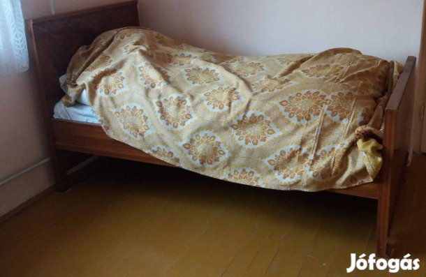 Ágy ( régi típusú )