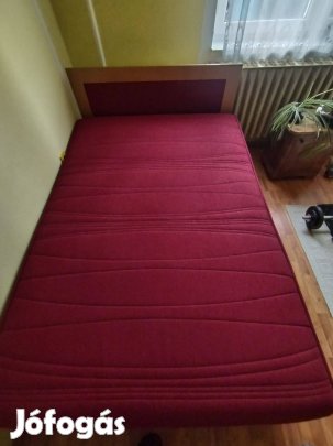 Ágy állítható fejrésszel