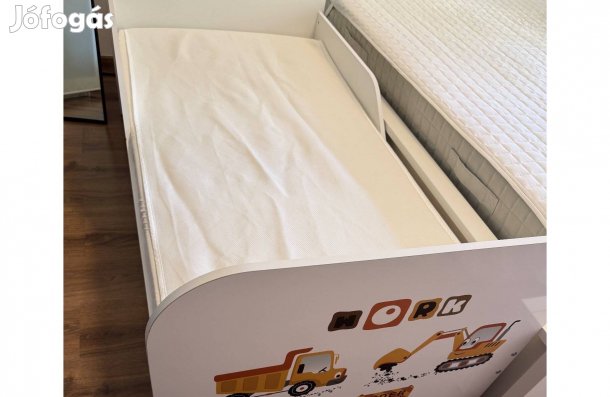 Ágy kisgyermekeknek