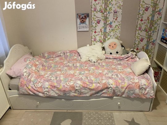 Ágy lánykának matraccal 