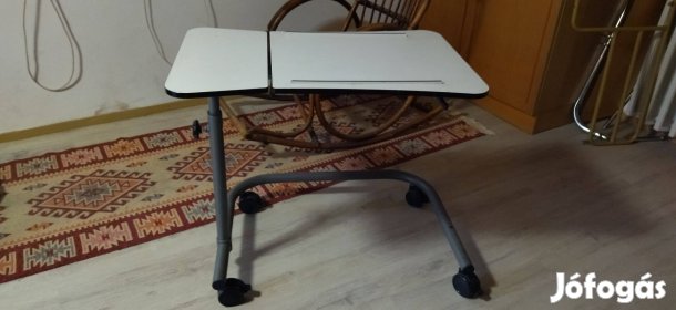 Ágyasztal, dönthető, guruló asztal