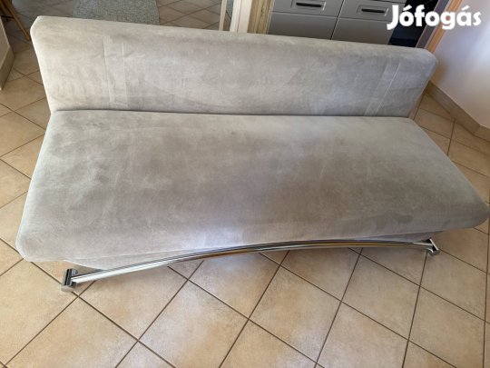 Ágyazható kanapéágy!