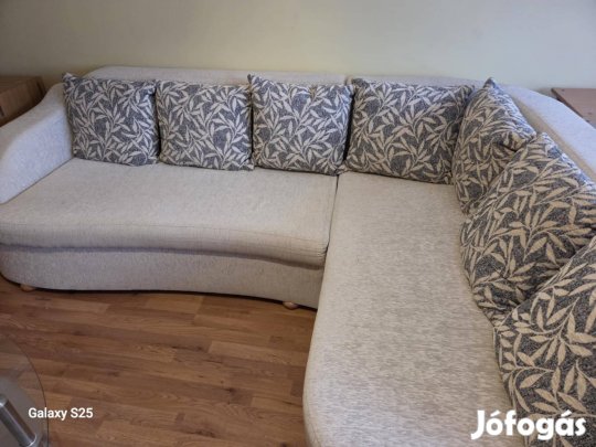 Agyazható sarok ülőgarnitúra eladó!