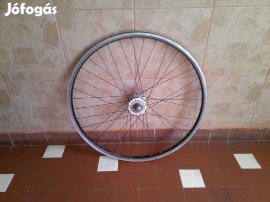 Agydinamós 28" shimano kerék