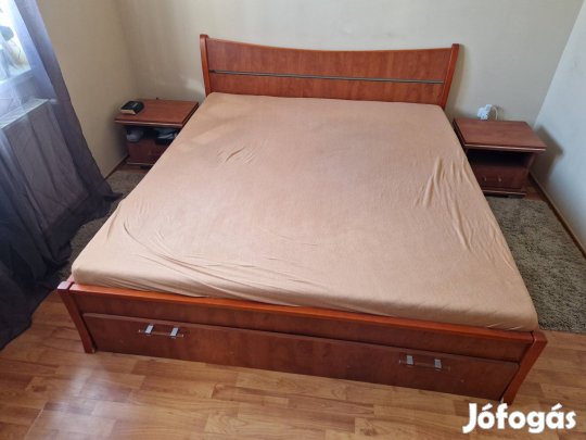 Ágykeret, ágyráccsal, ágyneműtartóval 