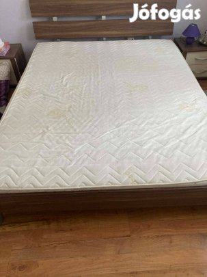 Ágykeret ágyráccsal eladó