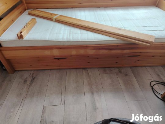 Ágykeret matraccal