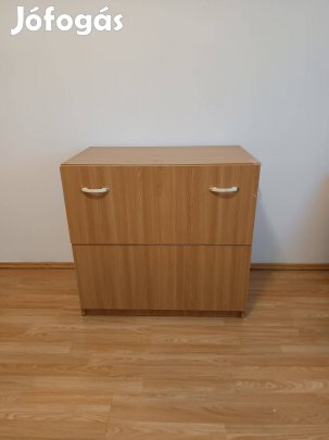Ágynemű tartó szekrény eladó! 