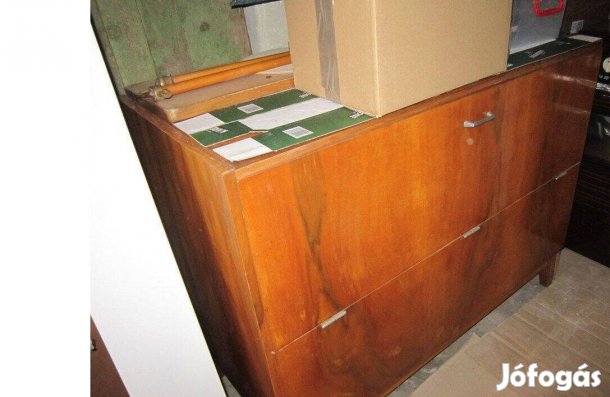 Ágyneműtartó eladó