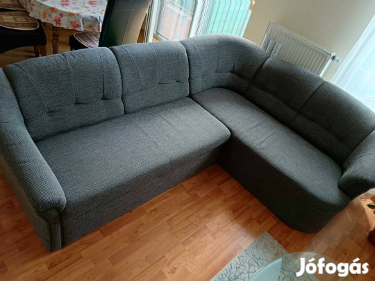 Ágyneműtartós, ágyazható kanapé