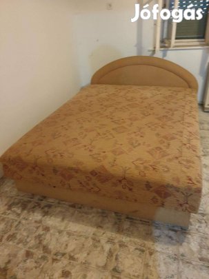 Ágyneműtartós franciaágy