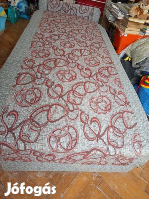 Ágyneműtartós heverő Tatabányán eladó