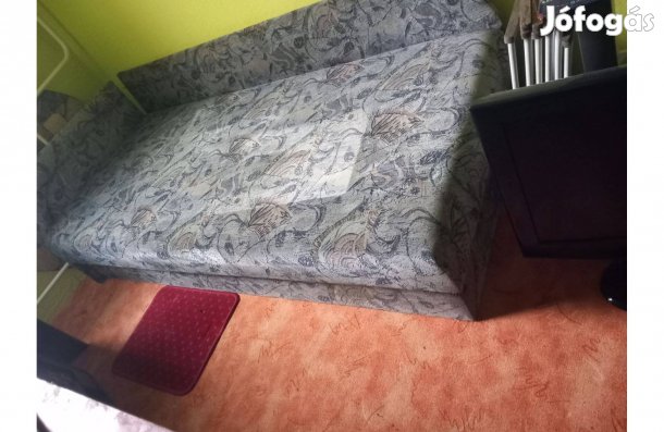 Ágyneműtartós plüss heverő eladó