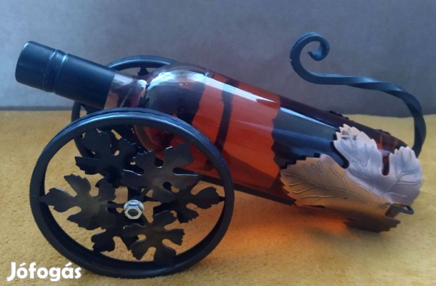 Ágyú alakú italtartó 20260402