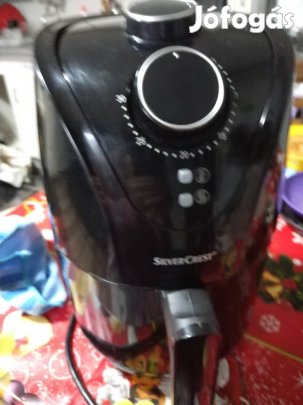Air Fryer (Forró levegős sütő) 
