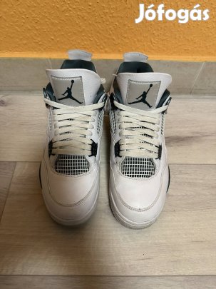 Air Jordan 4 Oxidized Green 44-es méretben