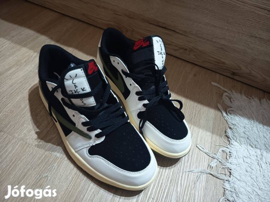 Air Jordan travis scott